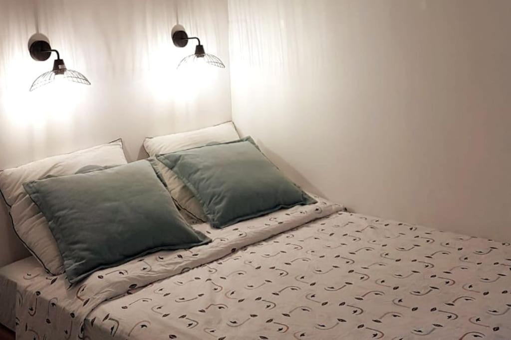 Studio Cosy, Quartier Canal Saint-Martin París Exterior foto